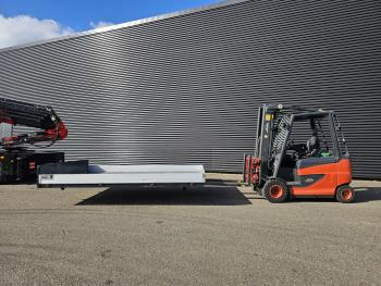 FH16 650 8x4 / 115 tm CRANE / KRAN / TRACTOR